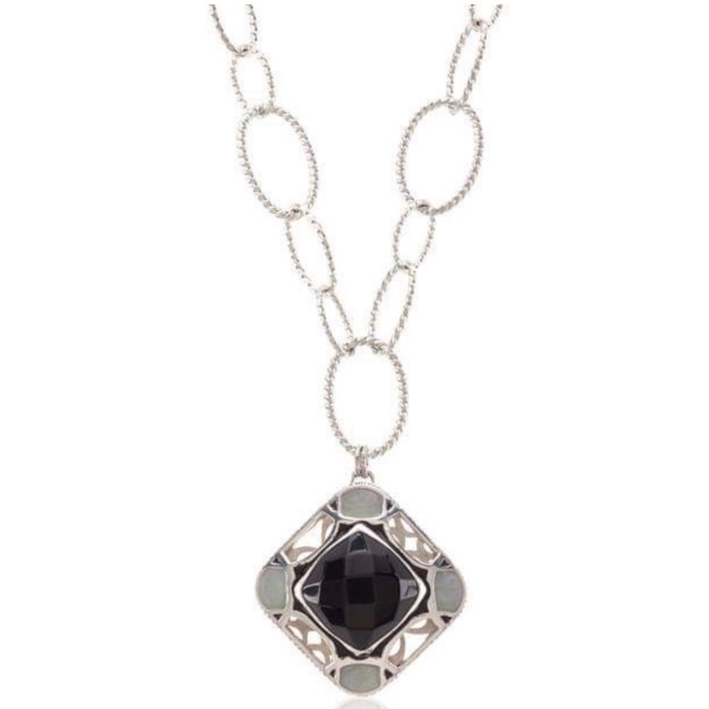 eSBe Designs by Sara Blaine Sadie Pendant Necklace - Picture 1 of 5